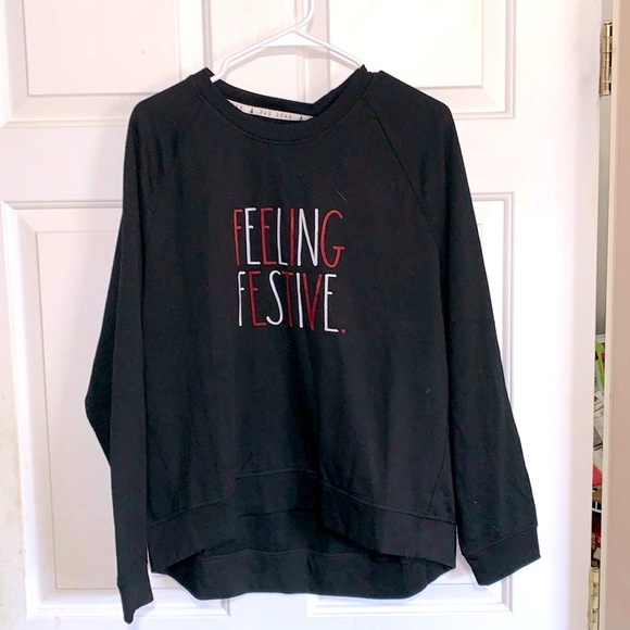 🦃 Christmas RAE DUNN Black FEELING FESTIVE Top & Red Striped Cozy Socks NWT L - Picture 4 of 10